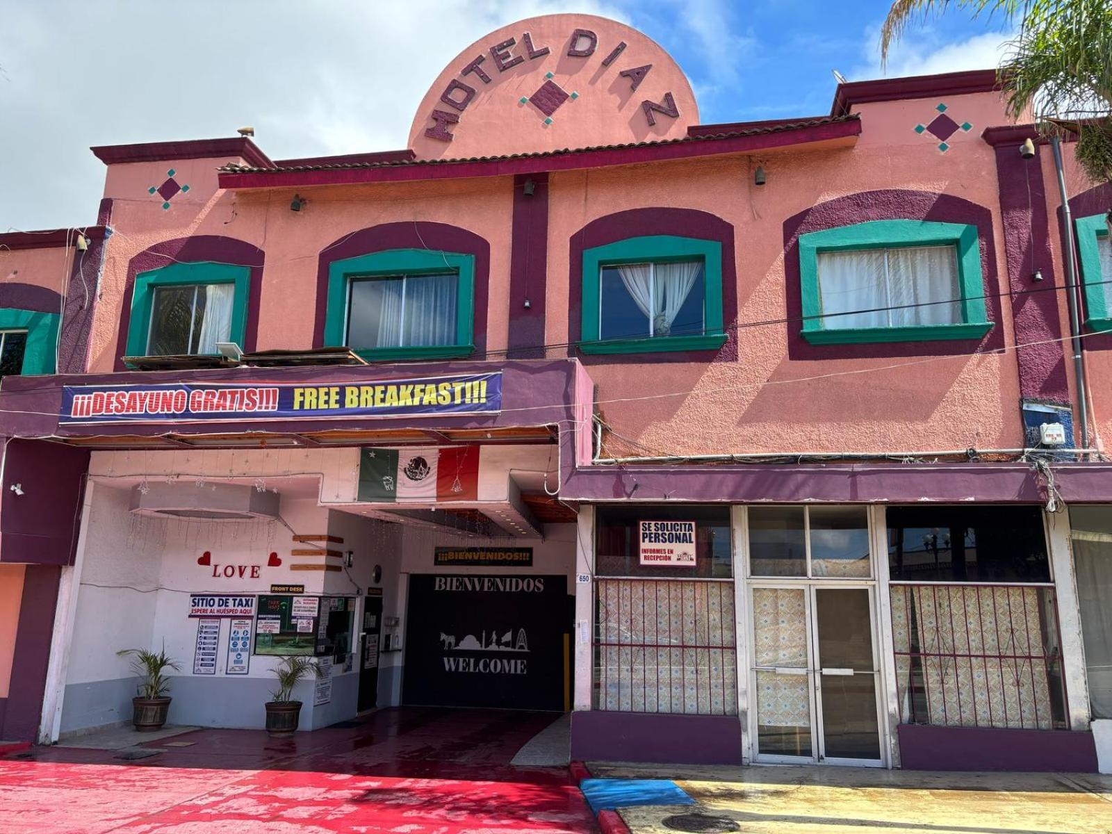 Hotel Diaz Tijuana Buitenkant foto